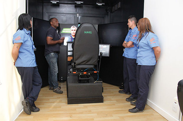 A Braspress utiliza simuladores no treinamento dos profissionais e acredita que a integração do motorista com as tecnologias tem grande importância