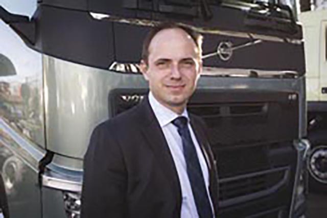 A Volvo inovou ao extrapolar o universo do transporte de cargas, diz Daniel Mello, gerente de marketing da empresa no Brasil