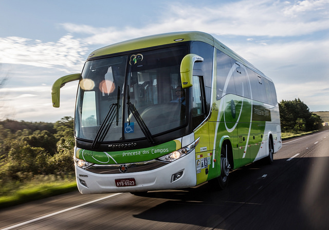 Volvo lança ônibus rodoviário 25764556361_92c2ae0390_z