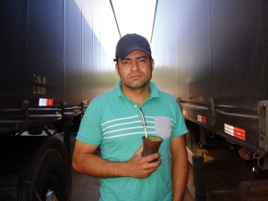 Juliano Rodrigues lembra que muita gente deixou de trabalhar com caminhão em 2015, mas a situação hoje está mais difícil ainda para quem vive do transporte