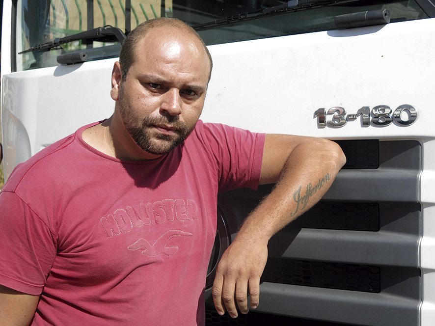 O motorista Antonio Marcos da Silva, afirmou que nunca passou por uma situação assim e que estava preocupado com a possibilidade de perder o emprego