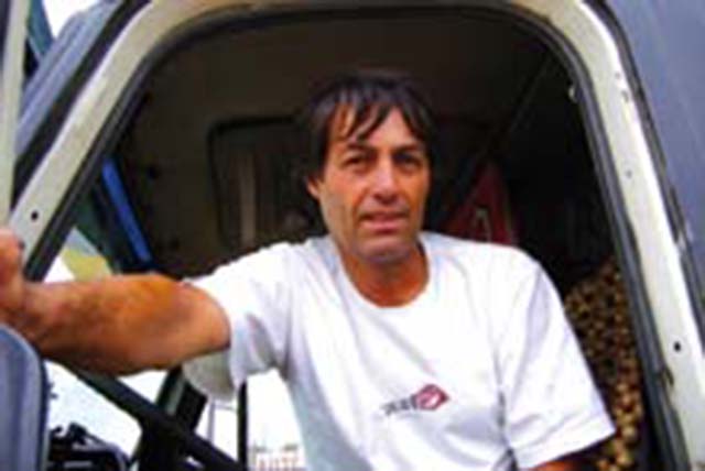 O argentino José Luiz Ceballos trabalhou por 10 anos como carreteiro no transporte internacional, depois veio para o Brasil e trabalha em uma transportadora no Rio Grande do Sul