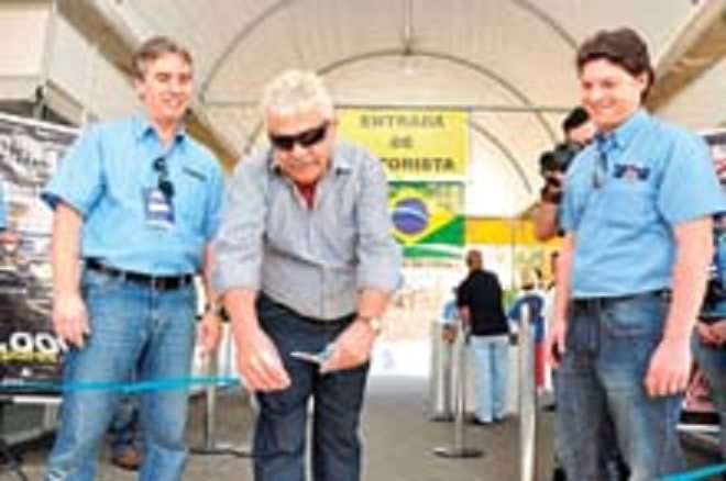 O vice-prefeito da cidade de Aparecida, Beto Barbosa, inaugurou oficialmente a 32ª edição da Feira