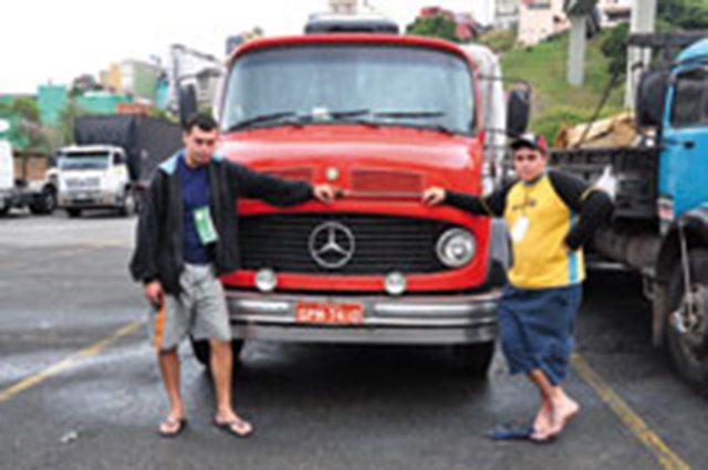 Élcio Vieira Rodrigues e seu primo Gilberto Rodrigues planejaram com bastante antecedência a viagem para a Feira do Carreteiro 