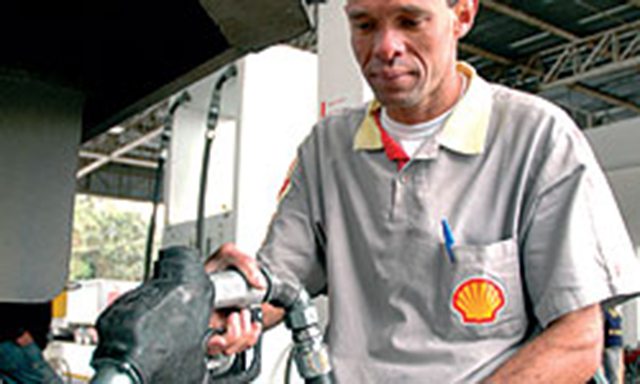 Além do diesel na bomba 1704t