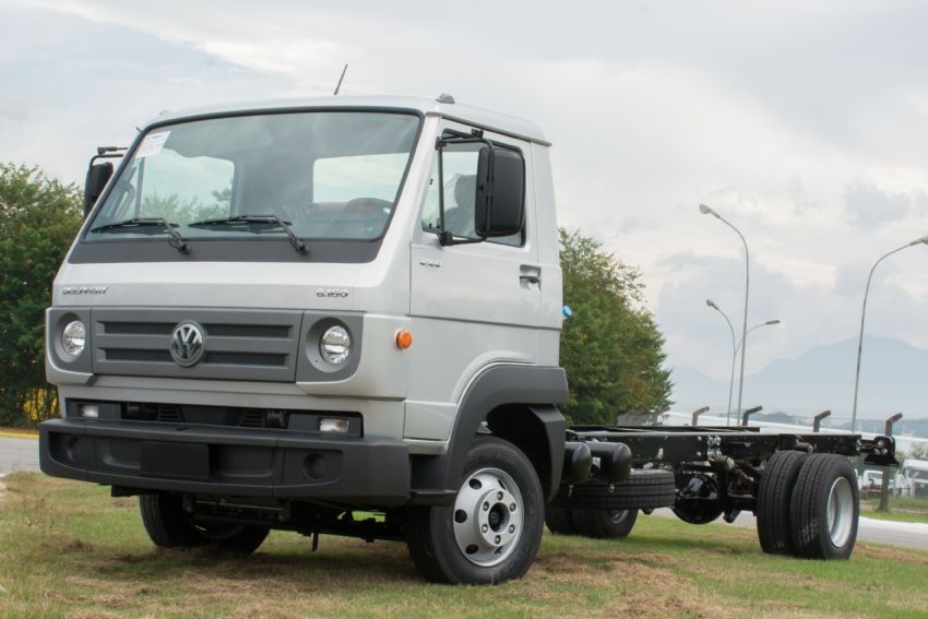 Volkswagen Delivery 8.160 lidera vendas no segmento de caminhões leves vw 8.160a