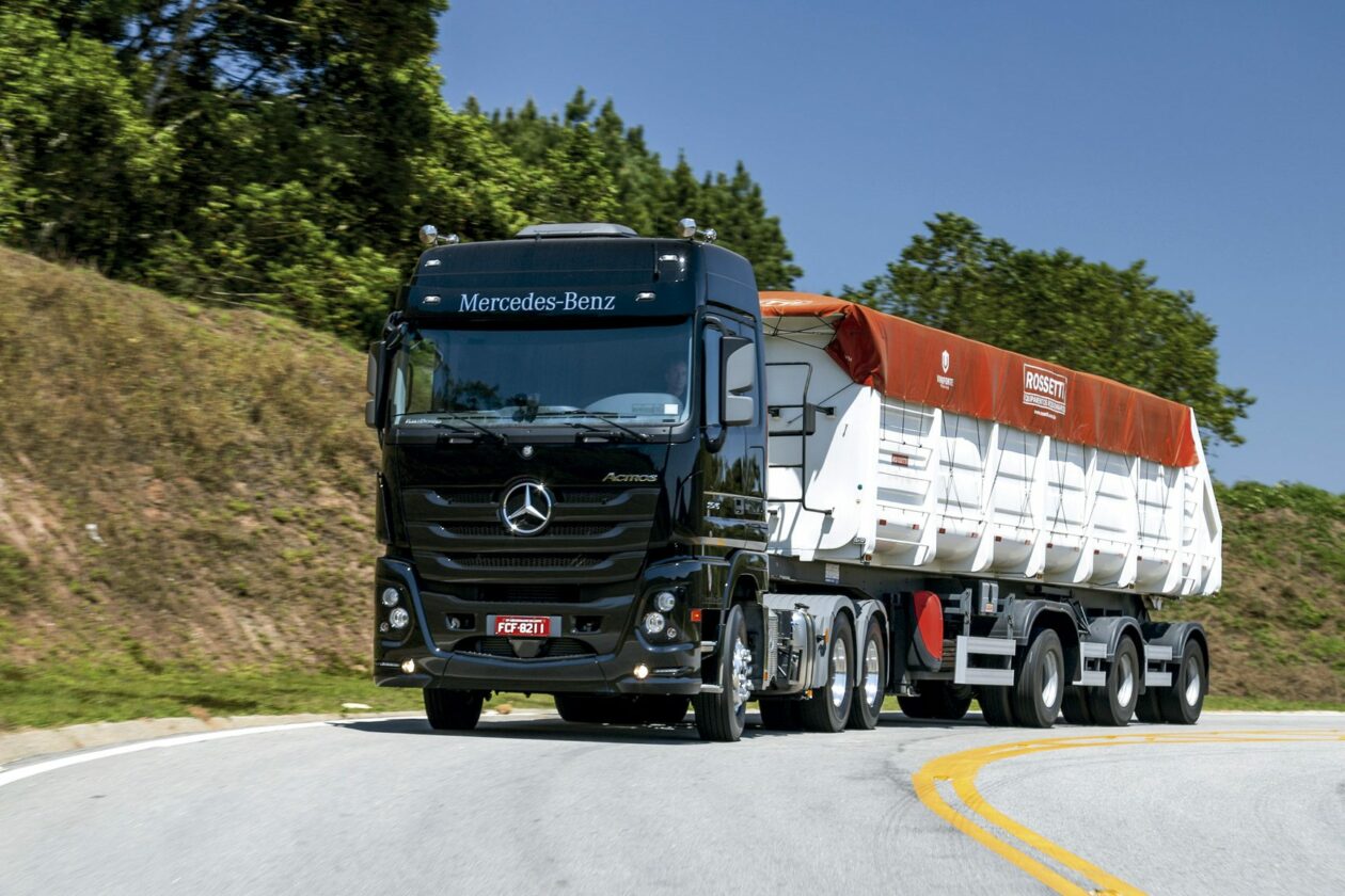 Actros 8
