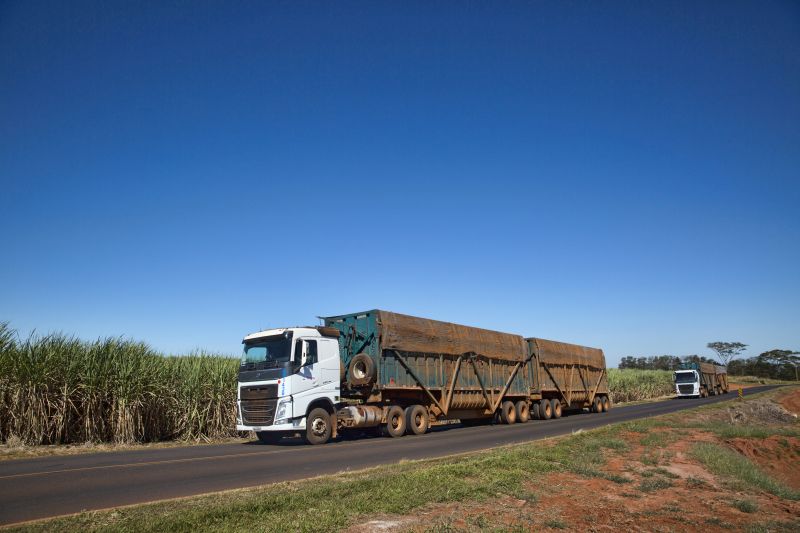 Volvo comemora desempenho do FH 540 6X4 e amplia investimentos no Brasil FH Canavieiro BAIXA 3
