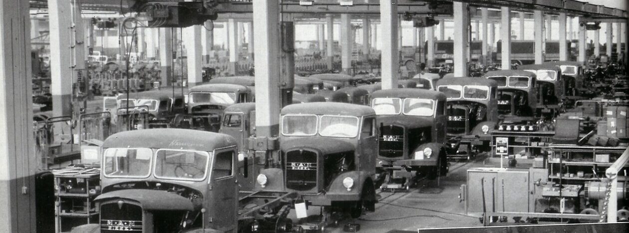 Fábrica de Munique Primeiros caminhõesProduktion 1956 04 width 1268 height 470 1