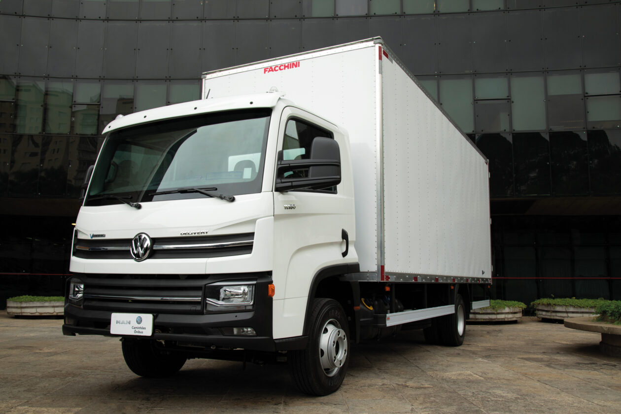 VW Delivery 11.180