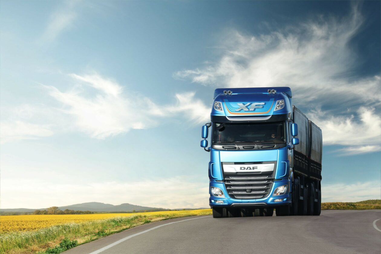Novo DAF XF chegou com pacote de tecnologias Novo DAF XF Brasil Externa 1 1 scaled
