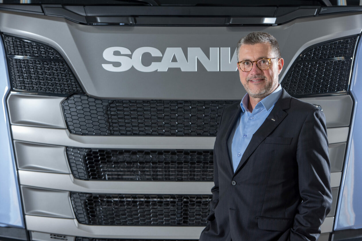 Caminhão movido a gás já atingiu 50 unidades em operação Silvio Munhoz 02 scaled