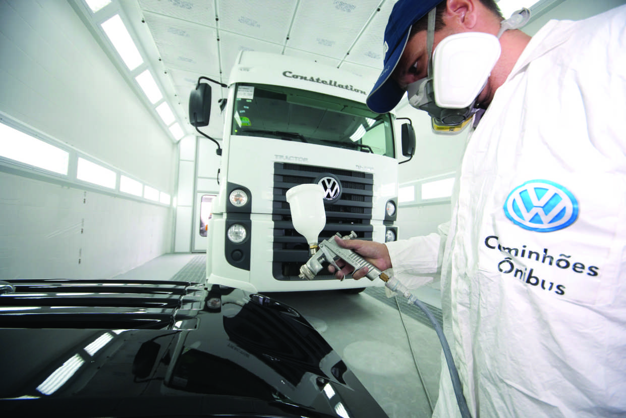 Apta investe R$ 1 milhão em ampliação de instalações e atendimento a clientes Interior cabine de pintura fev 2021