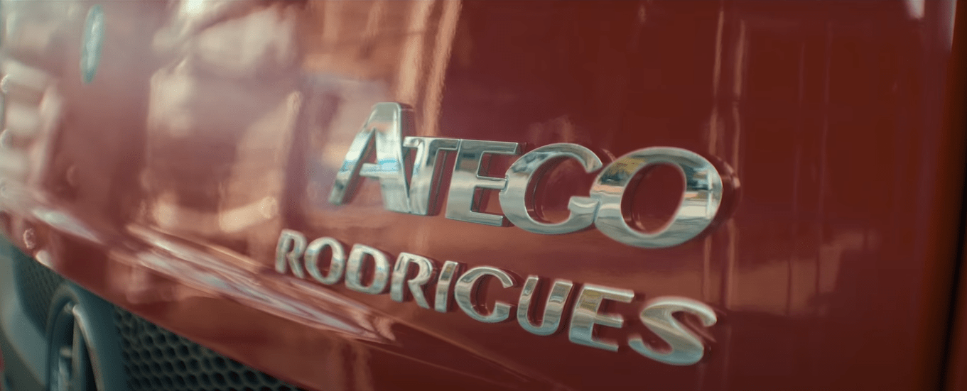 Mercedes OK pode sair de fábrica com sobrenome do comprador Rodrigues